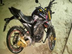 Suzuki Gixxer Dual Disc Dual Tone